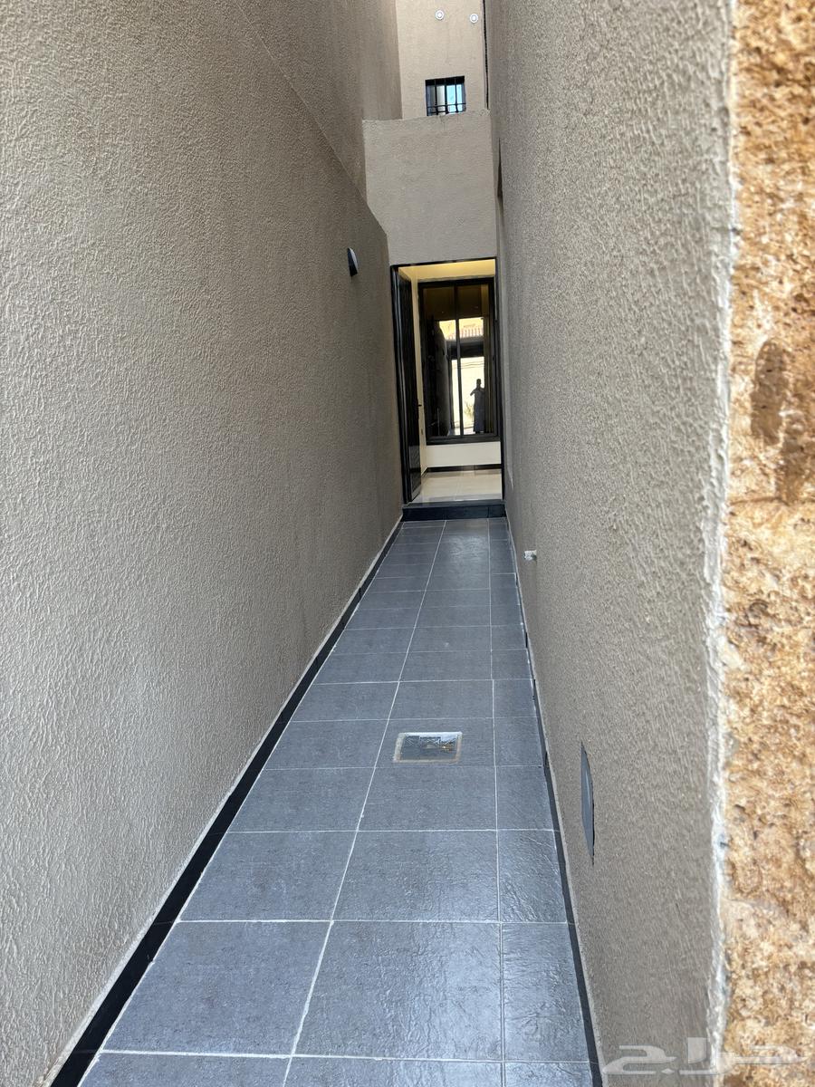 Ground floor in Al Sa'ada neighborhood in a prime location on 20-meter street63380024440451113