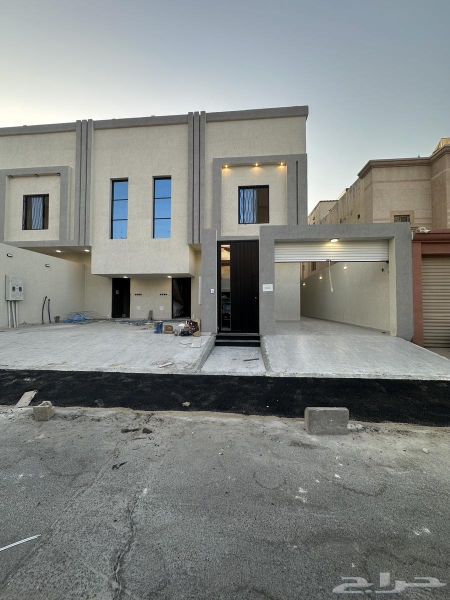 شقق دبلكسيه فاخره 4 غرف نوم63380023759618111