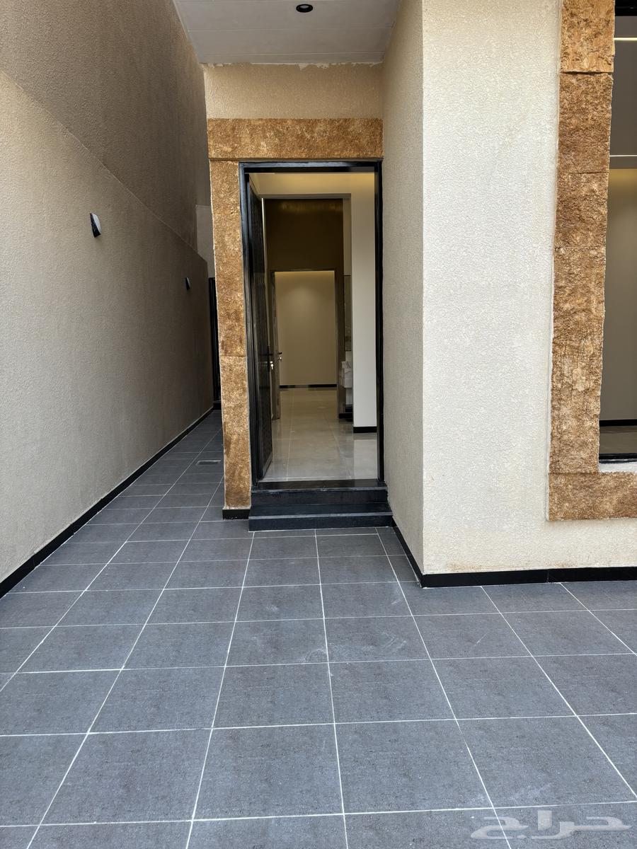 Ground floor in Al Sa'ada neighborhood in a prime location on 20-meter street63380024440451111
