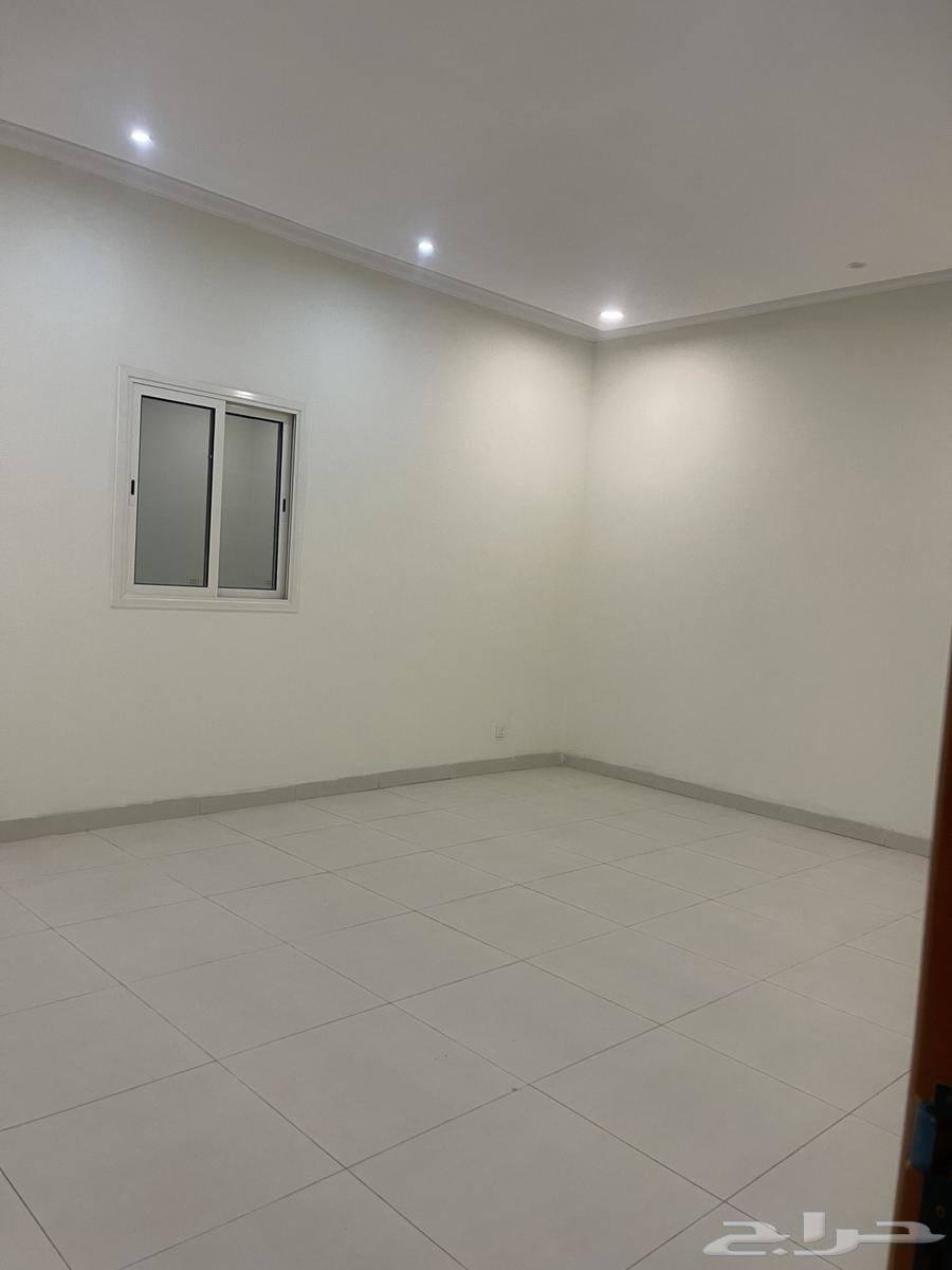 شقق جديدة للإيجار في حي الشعلة63380367686017113