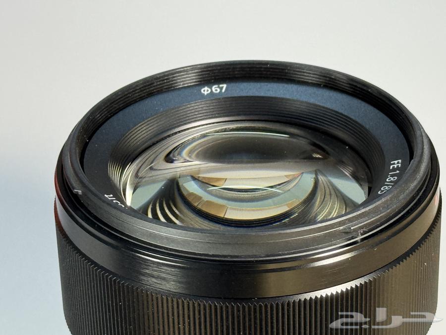 Sony FE 85mm f1.8 Lens63402972155777113
