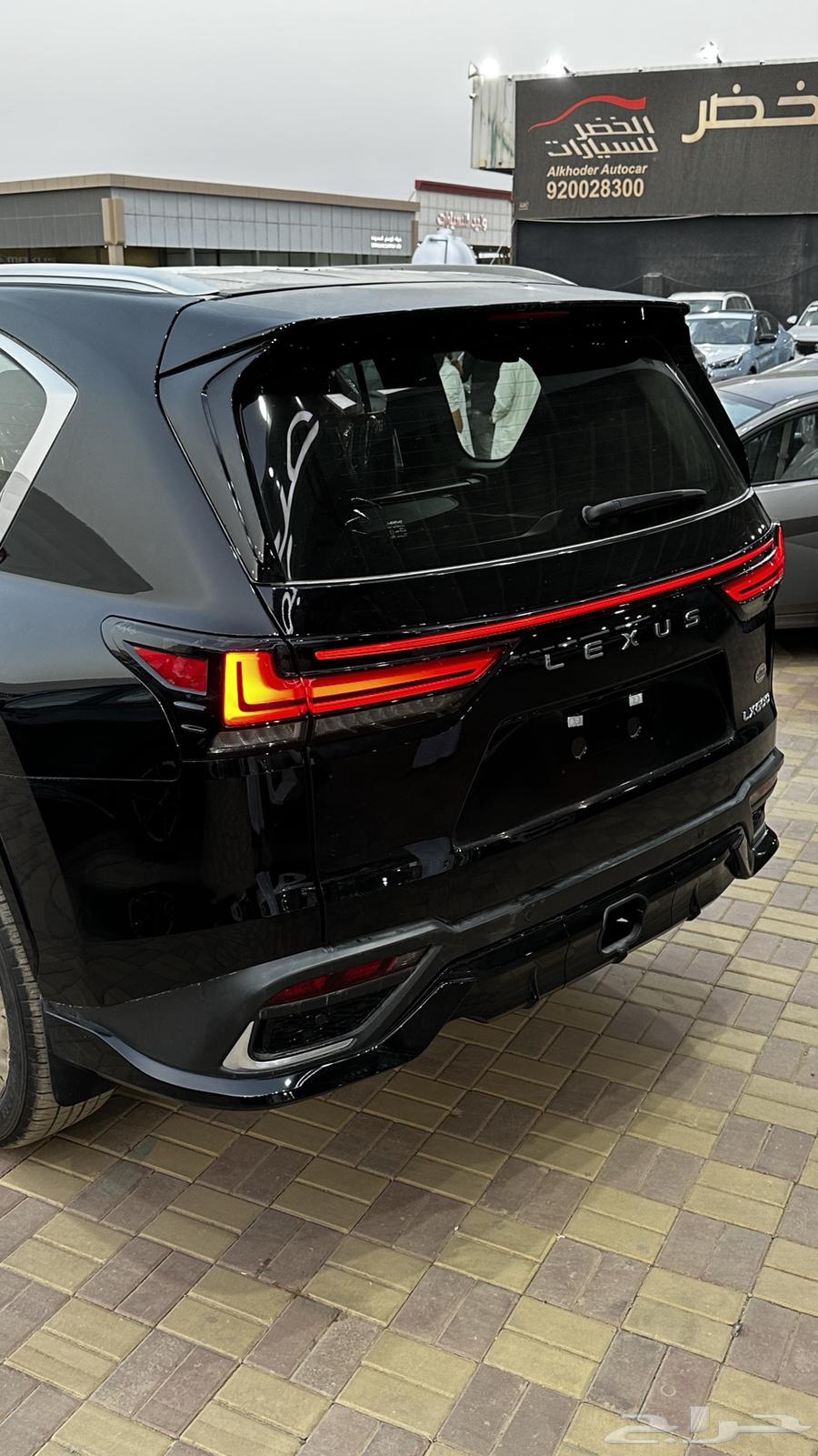 لكزس LX600 اف سبورت 2024 لدى شركة عبدالمجيد الخضر63396425987586113