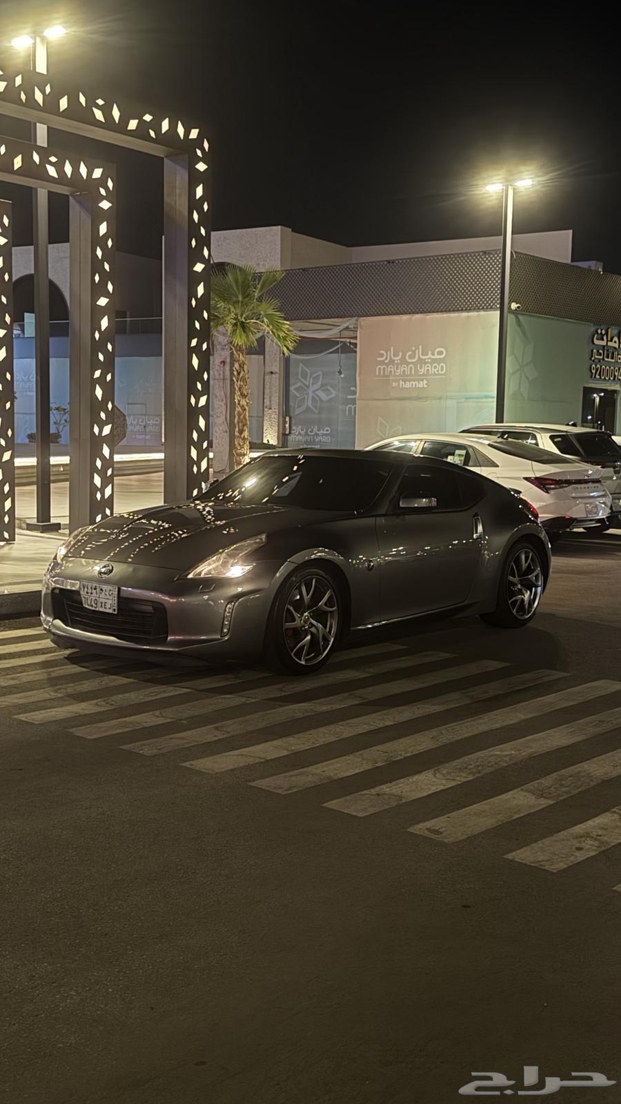 نيسان 370z63396452559235111