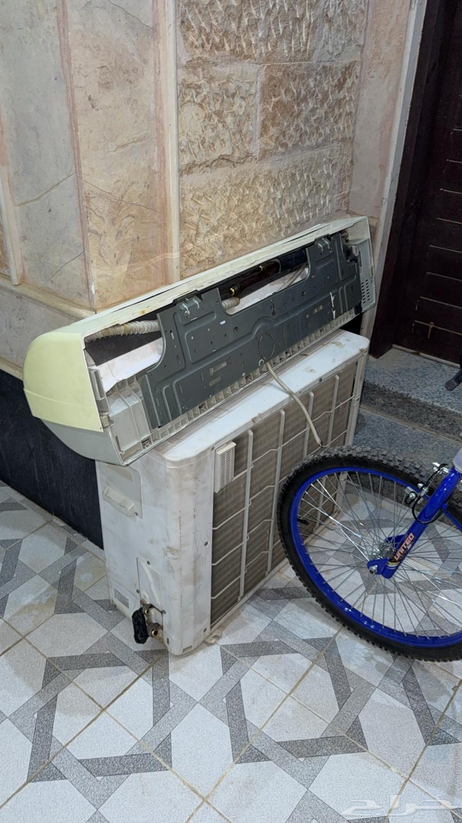 مكيف 24 وحده نظيف جدا على الشرط مره بارد جدا بدون فريون63391346197378113