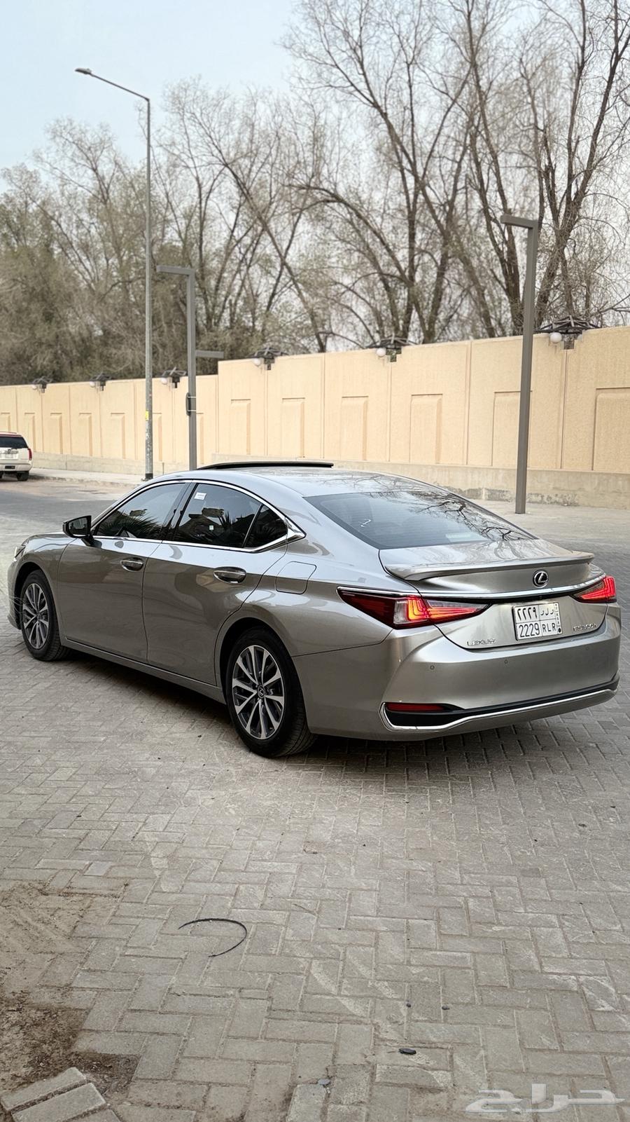 لكزس 300H63396461483905111