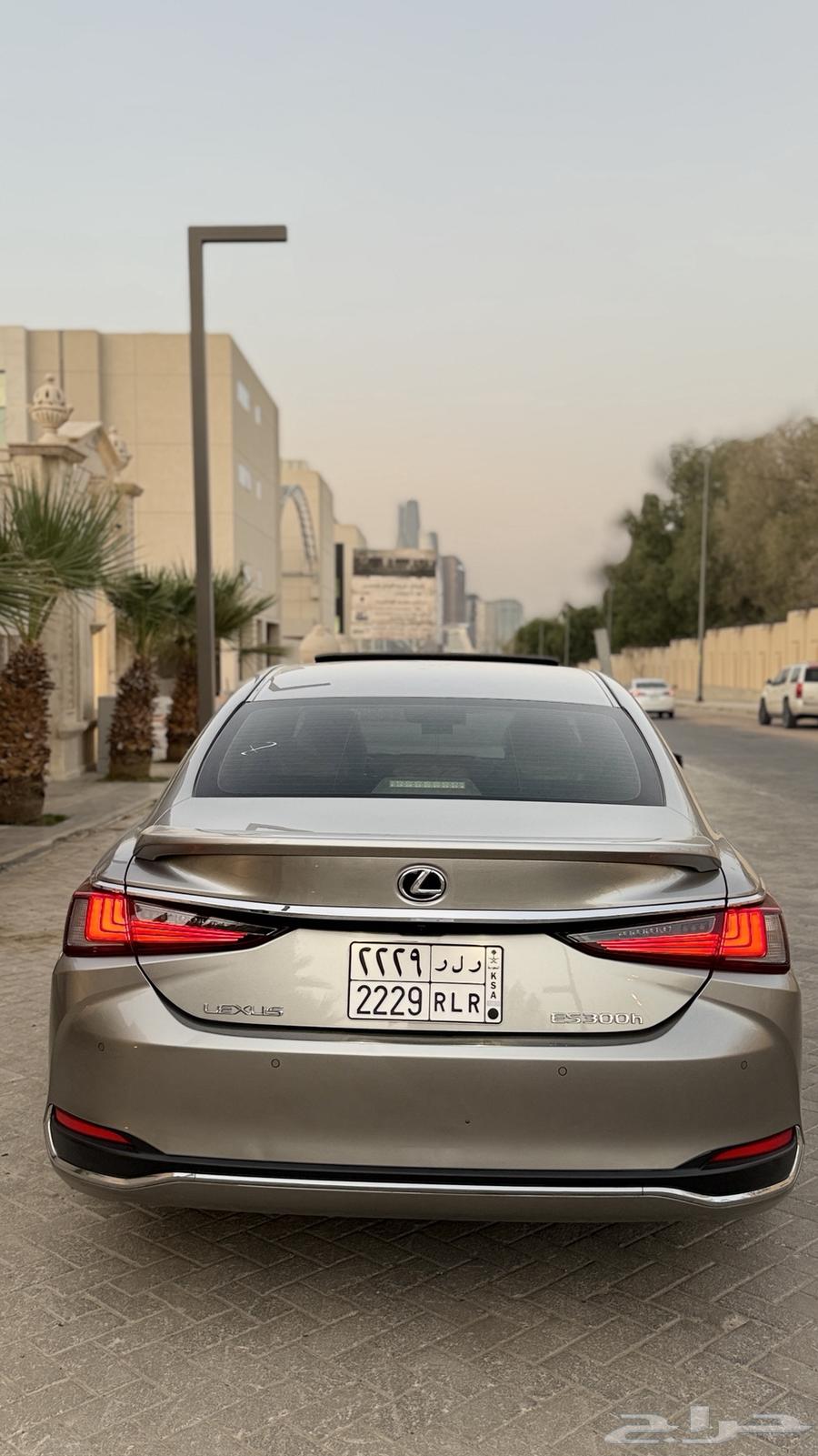 لكزس 300H63396461483905114