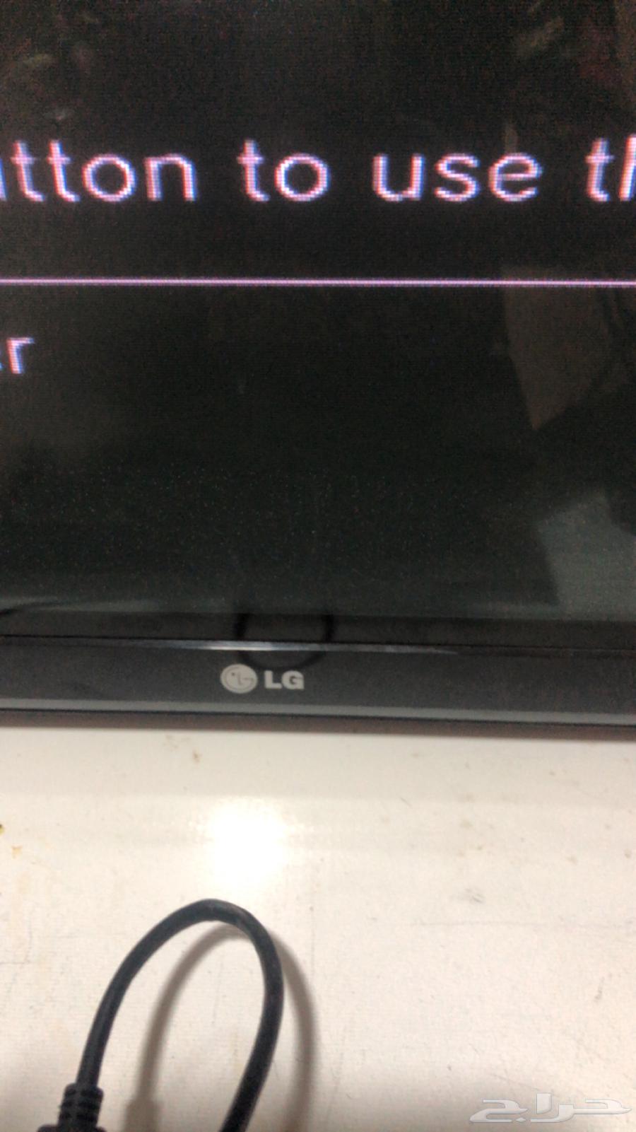 60-inch screen PlayStation 3 with two controllers and one strap63391268401922111