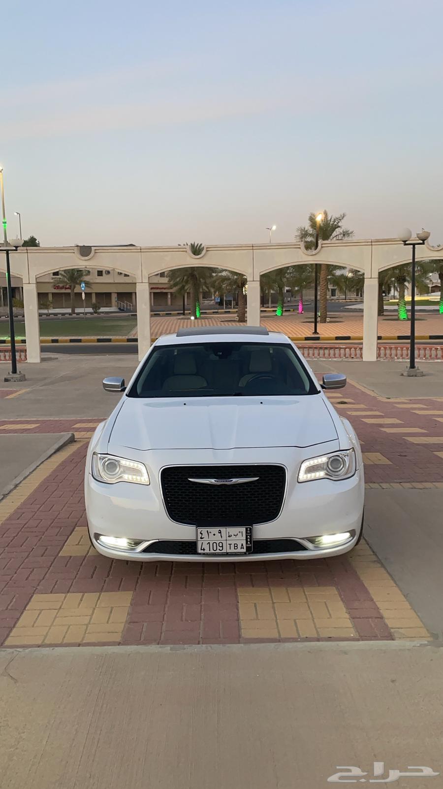 كرايزلر 2020 C300 اكزاكتف فل كامل بانوراما (أعلى فئة)63398263940994113