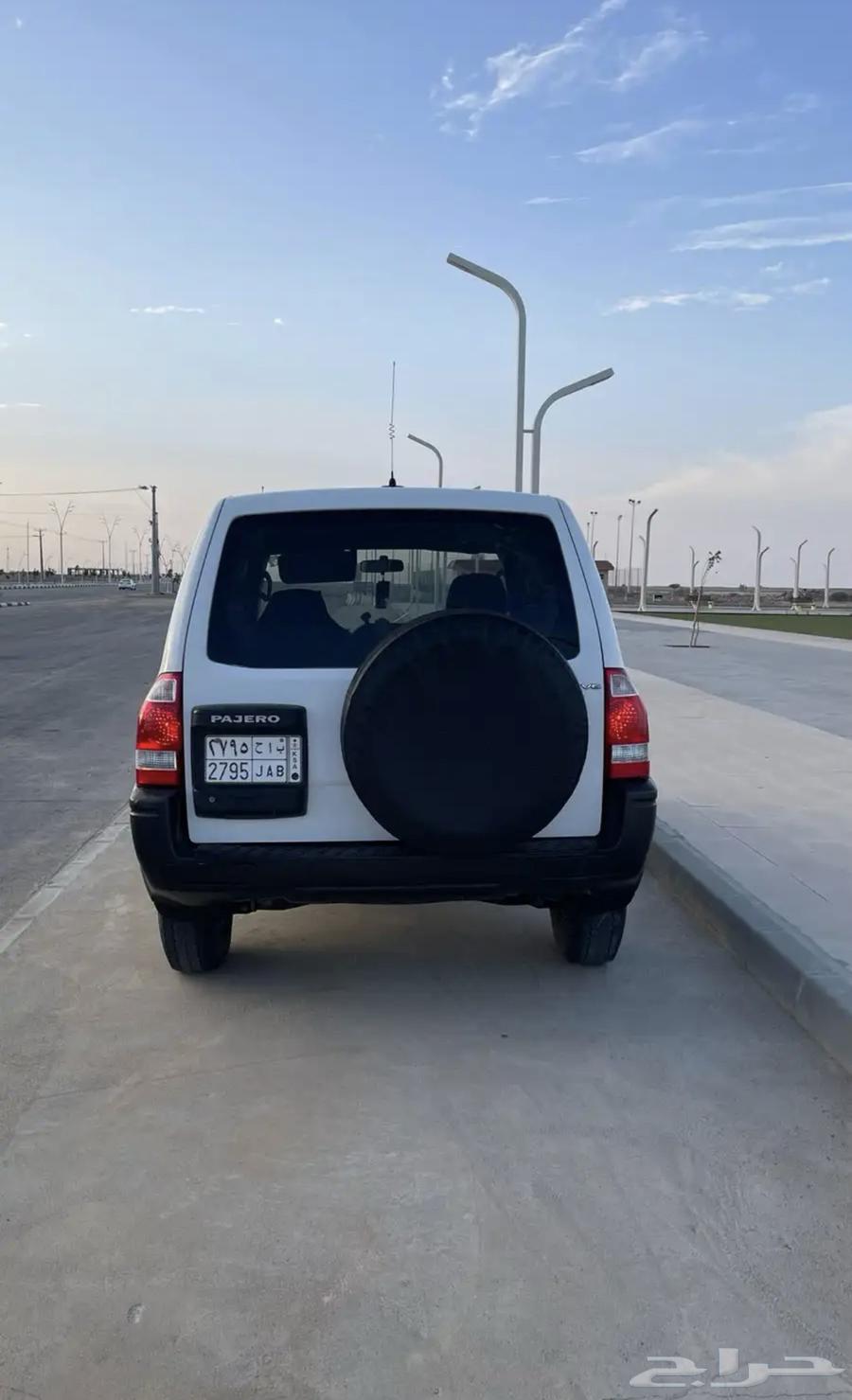 للبيع سياره باجيرو منوة المستخدم نظيف جدا جدا للاحاطه ا63396385067010113