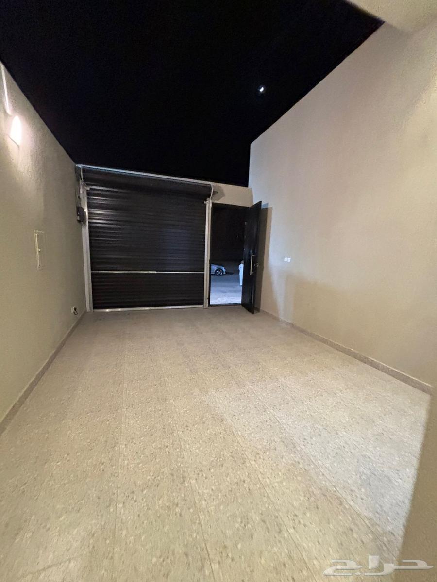 Floors for sale in Al-Areed neighborhood-ادوار للبيع العارض633809403034891122