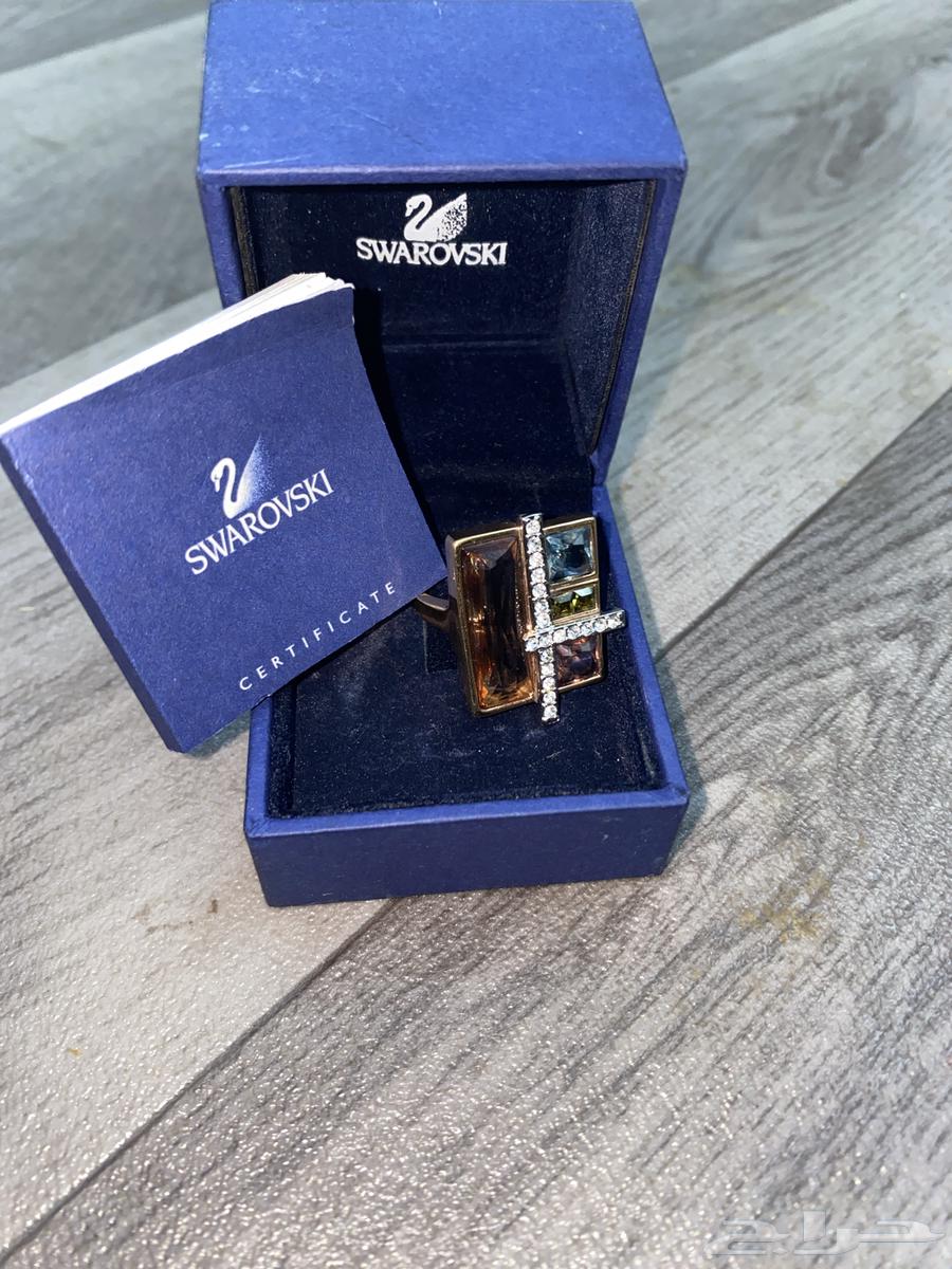 Original Swarovski ring and original Finder medal63390044372739112