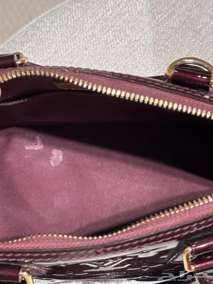 Louis Vuitton first-class bag63391241452547113