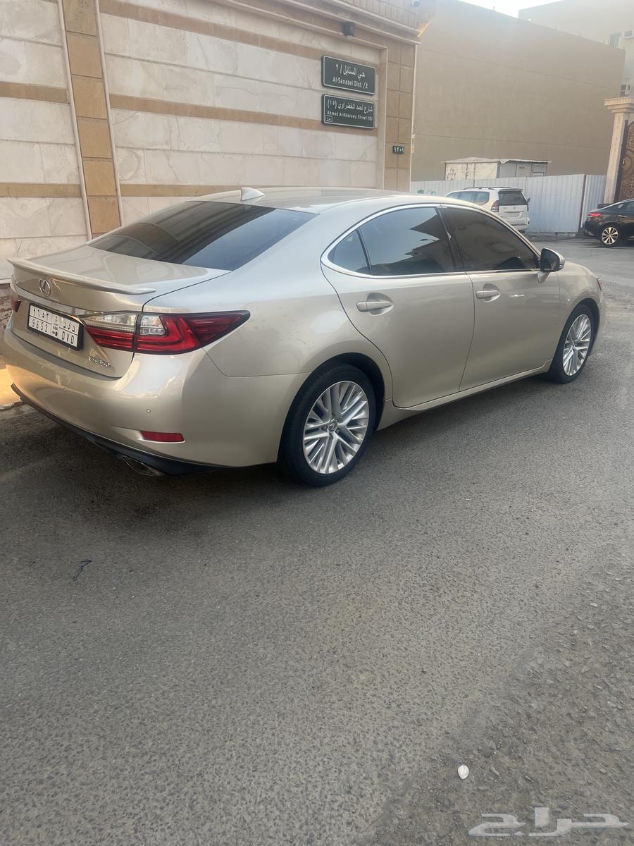 لكزس 2016 نضيفه جدا es 350 وكاله63396459351299113