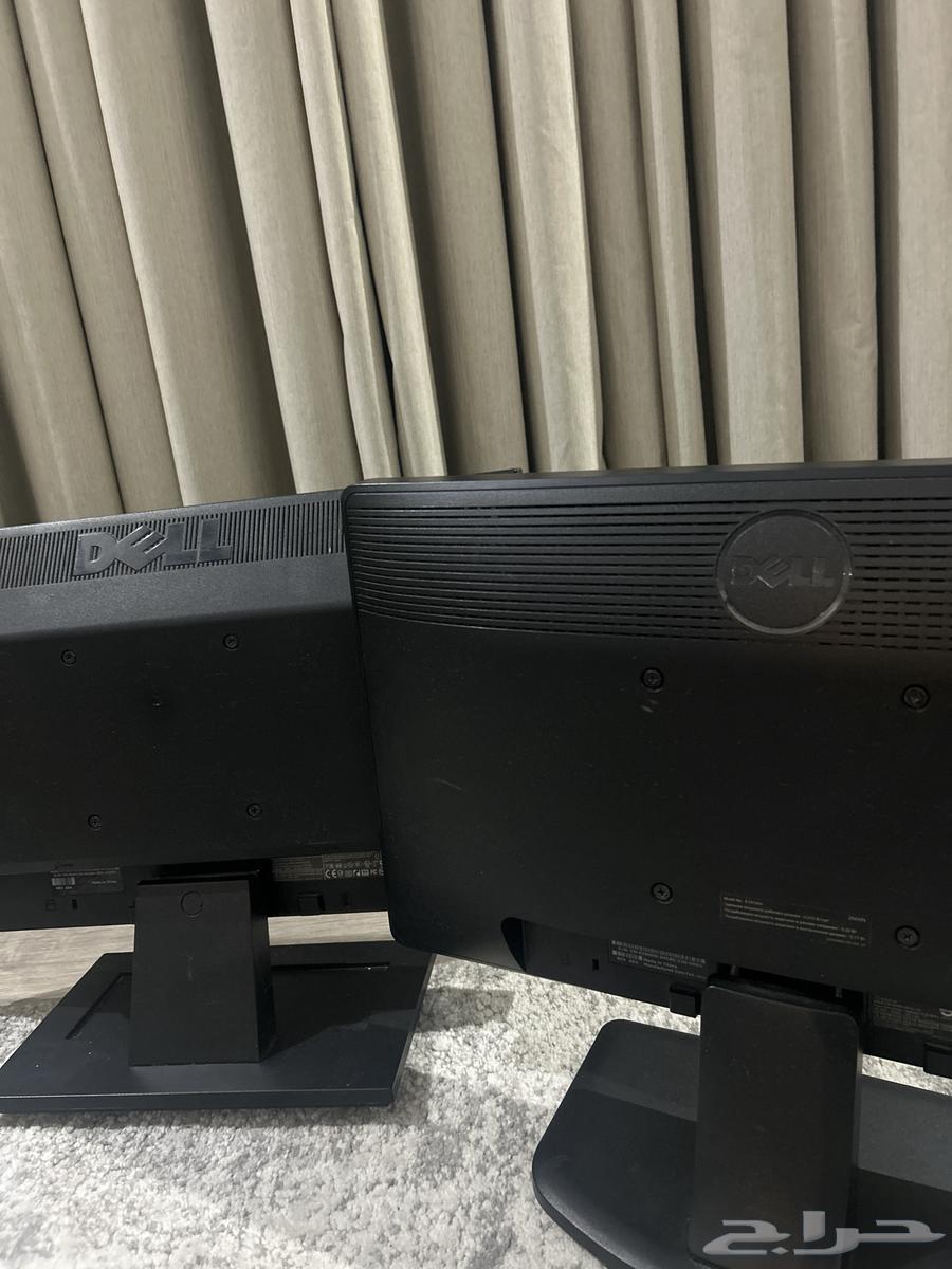 شاشتين مكتبيه Dell نظيفه الوحده ب 200 قابل التواصل في الخاص63391269931651112