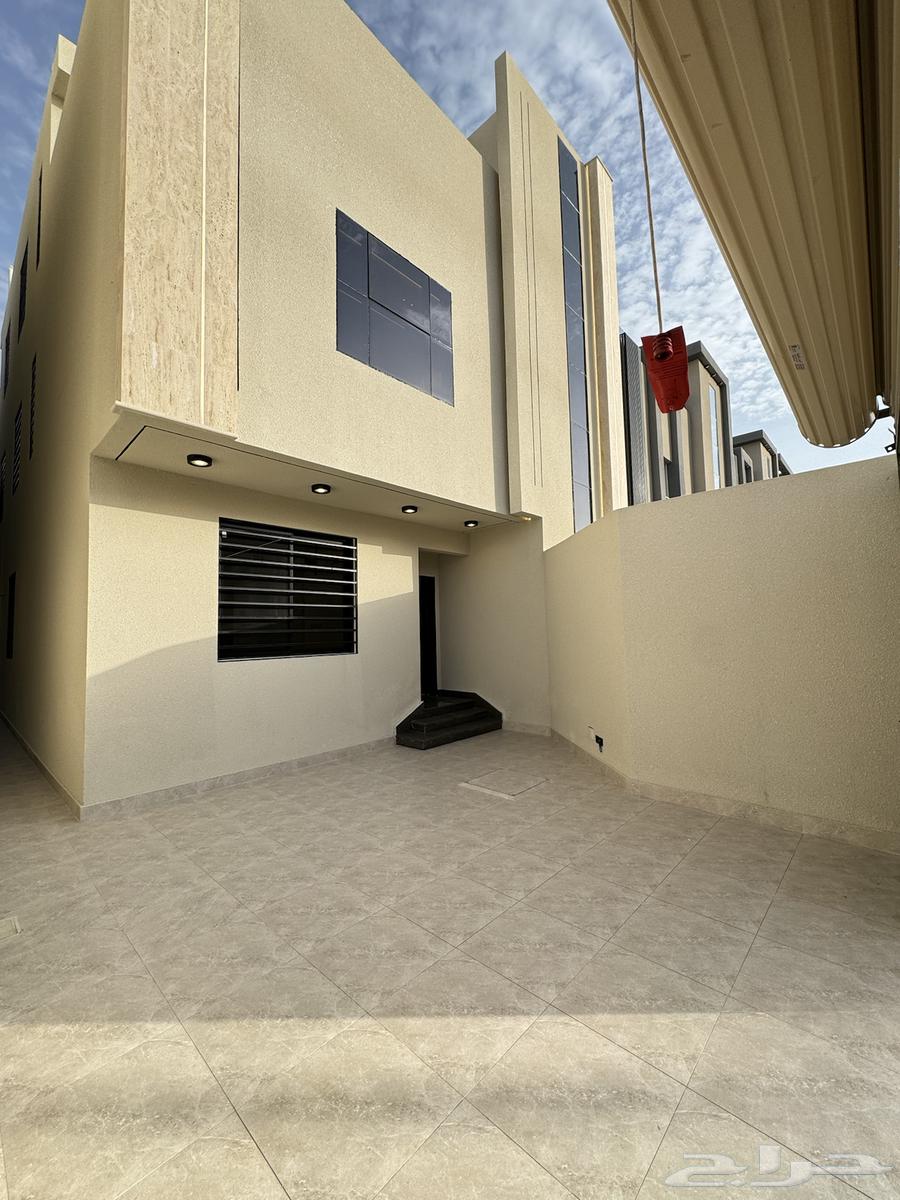للبيع دور ارضي حى الموسى تصميمVip633800546426901124