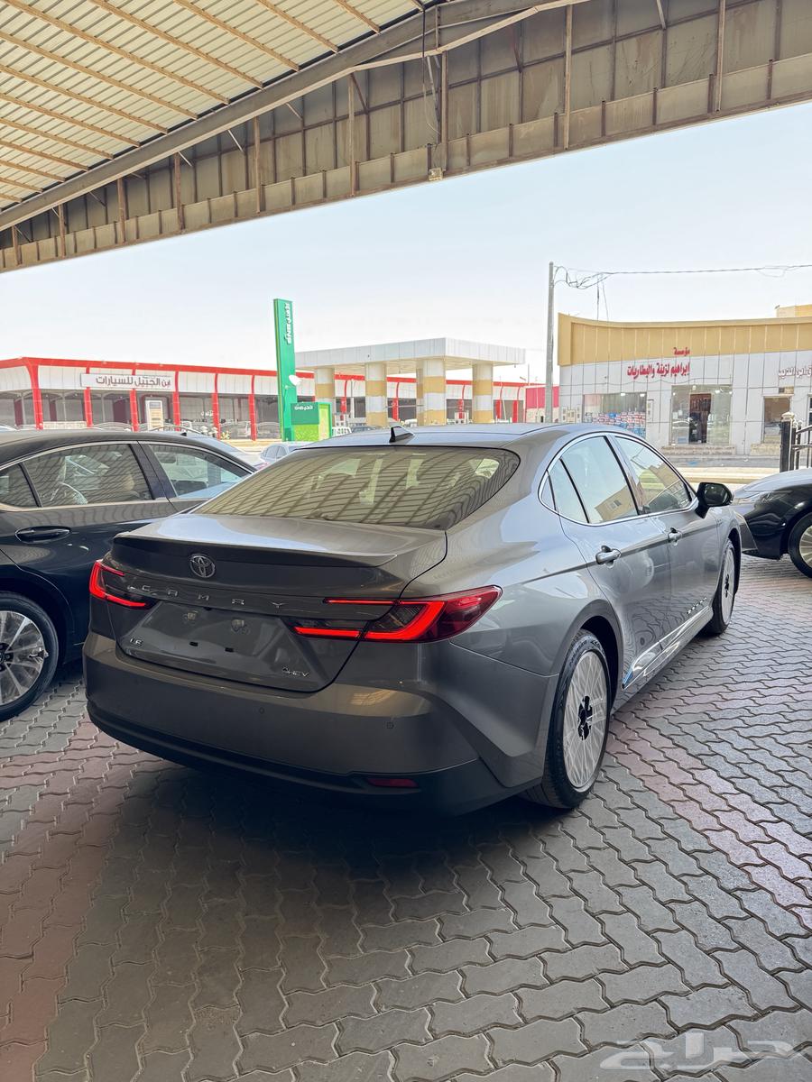 Toyota Camry LE Hybrid 202563398300002179112