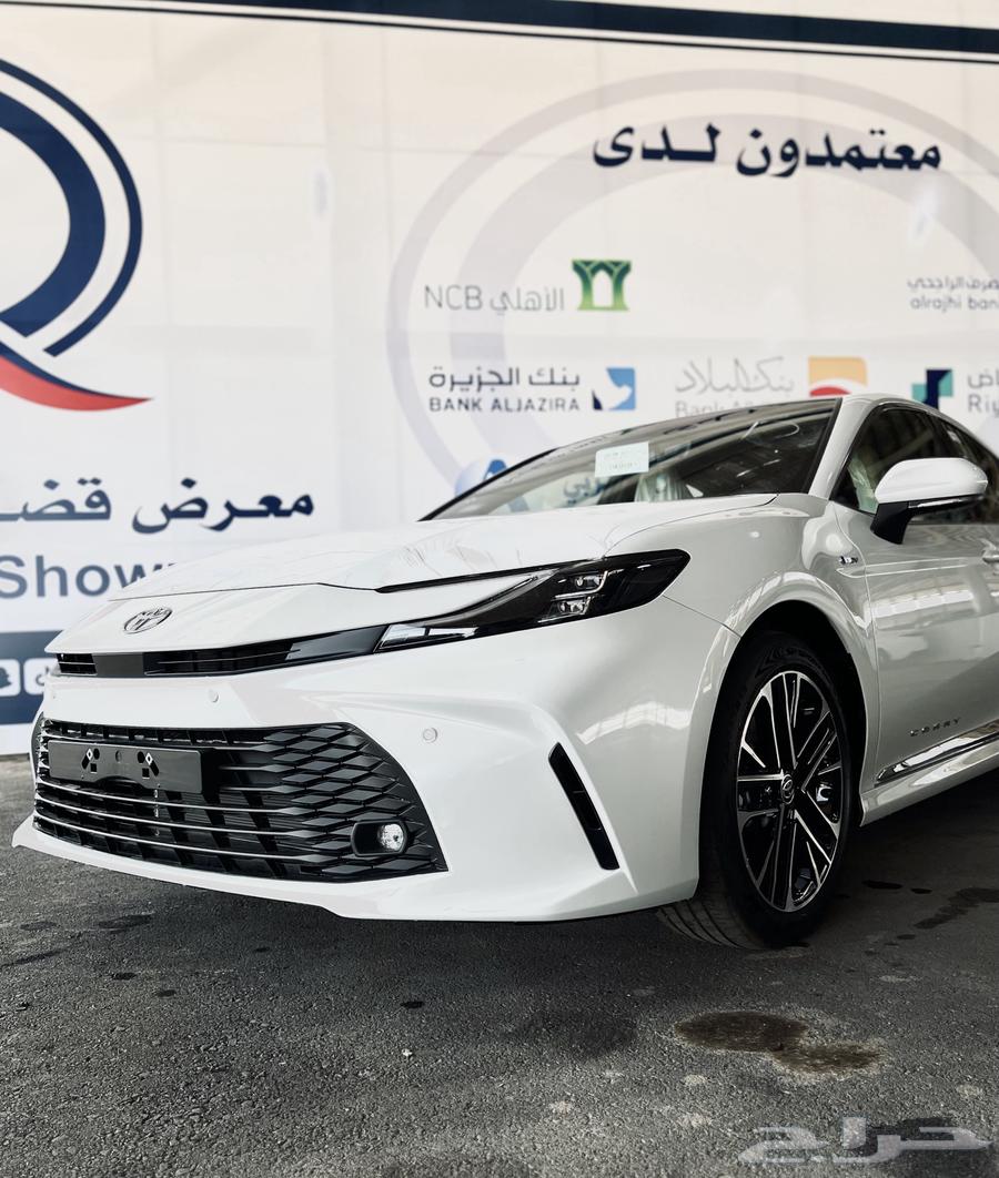 تويوتا كامري LE هايبرد 202563394521935491112