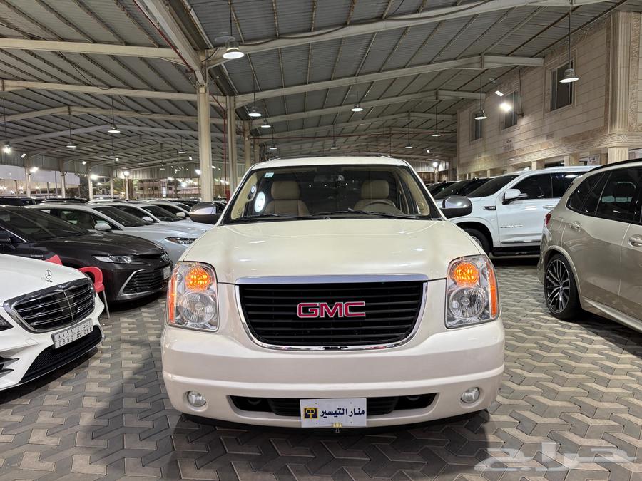 The Jim's Yukon XL 2013 has been sold.63380960486657114