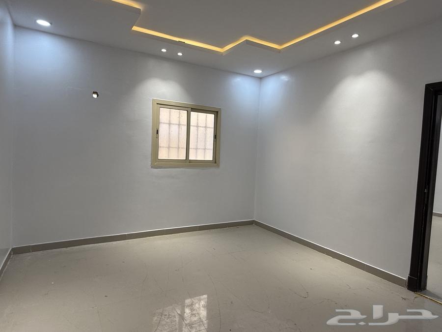 دور علوي للبيع في الدار البيضاء مساحة 250 م63380194646147112
