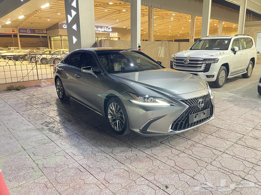 لكزس ES 350 سعودي موديل 2024 مستخدم ماشي 2663396354444673113