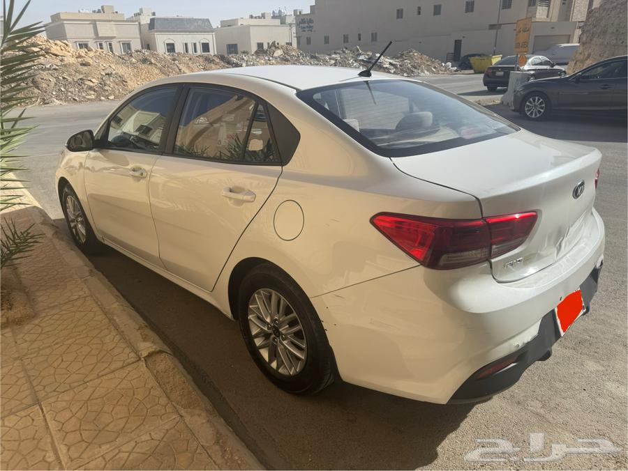 Kia Rio 2019 full option, only 68,000 km63396384904450113