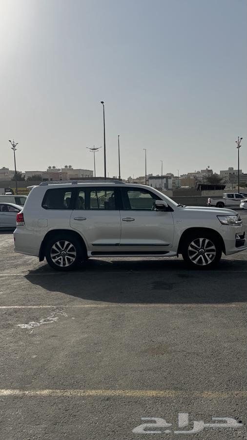 لاندكروزر VXS63396448629249111