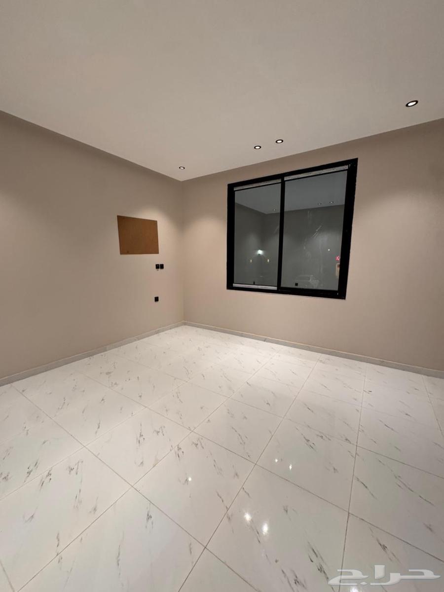 شقق فاخرة للبيع بحي الشاطى مخطط 5 بتقييم ممتاز63380118307587113