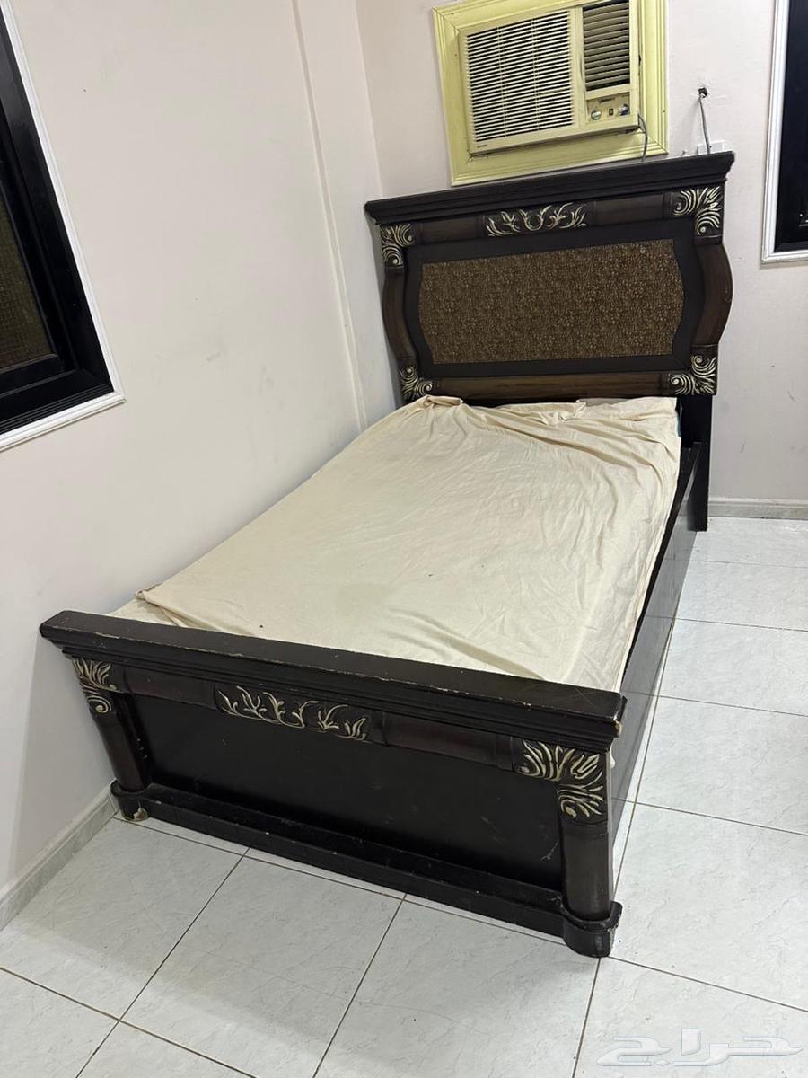 غرفة نوم خشب نظيف وسرير نفر ونص وغسالة LG 10 كيلو63389635503233114
