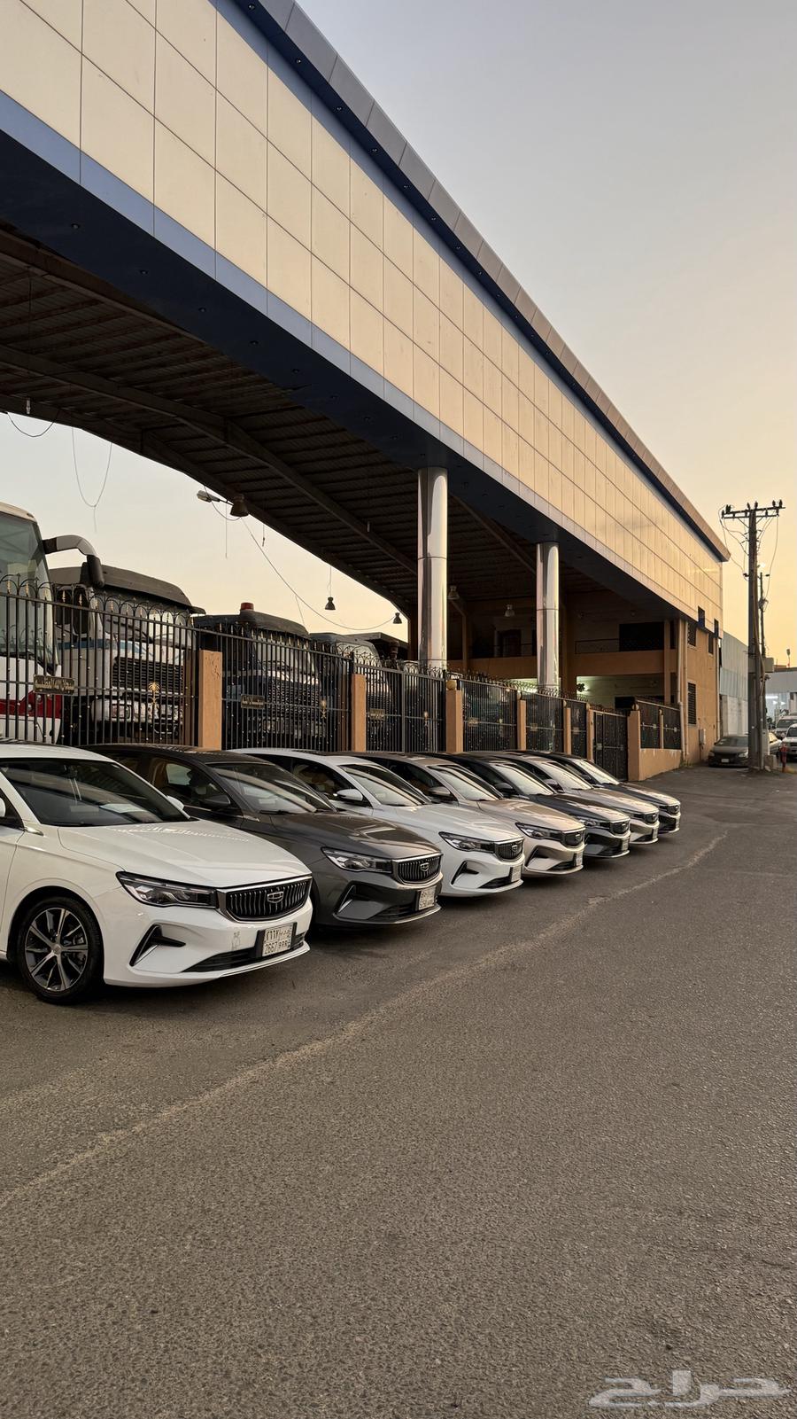 Emgrand 7 cars in different colors63389360261379111