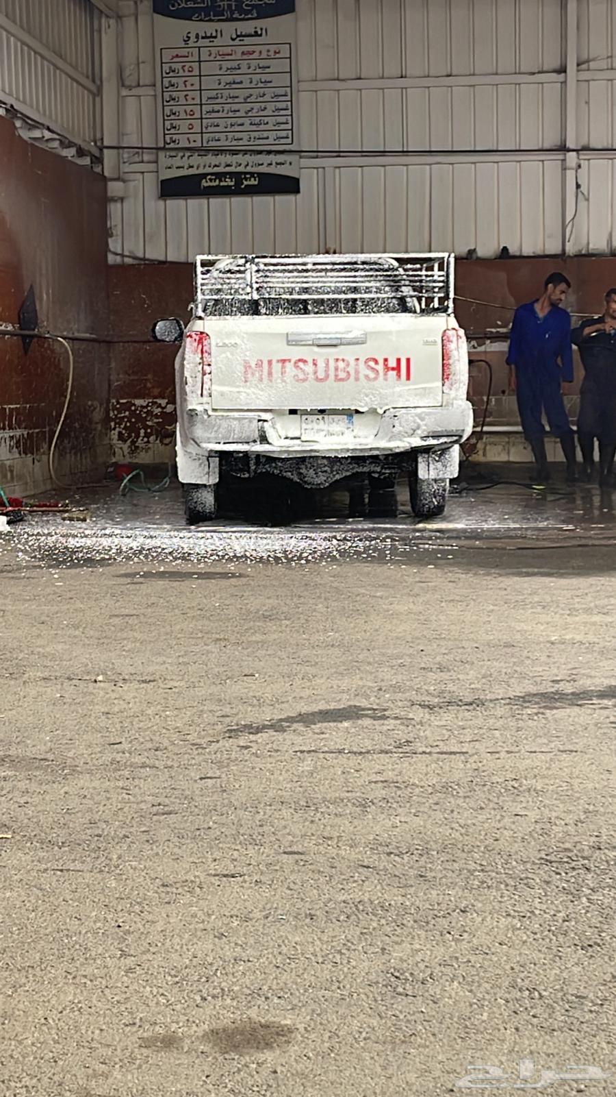 For sale, Mitsubishi diesel pickup truck, model 20, manual transmission, double cabin, mileage 220,000.633945819276821129