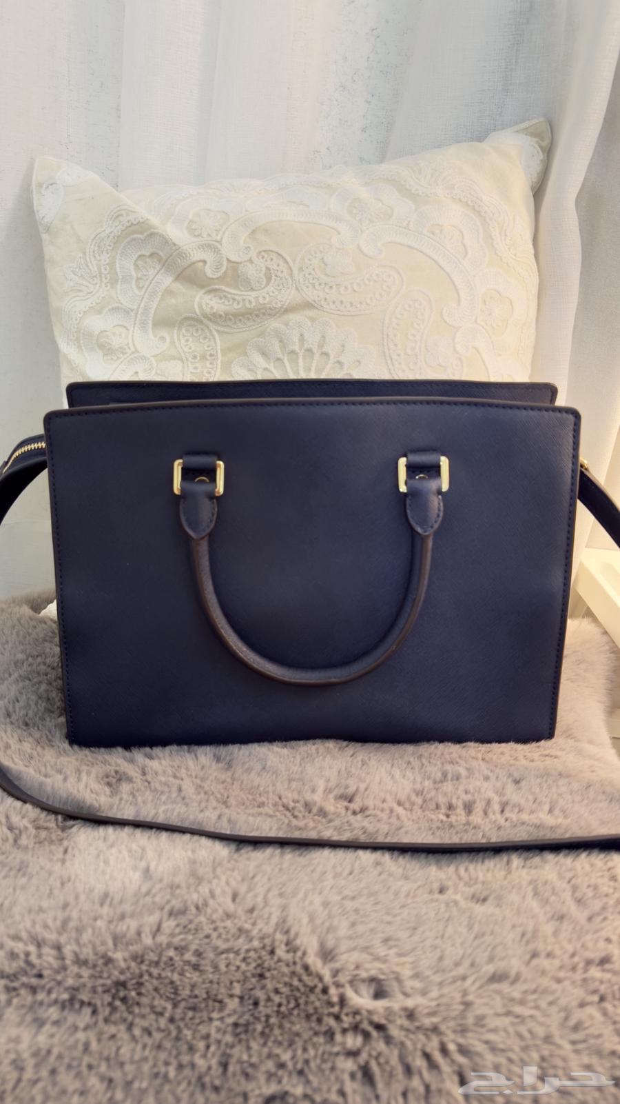 Michael Kors bag, original and used, in excellent condition63387643190017111