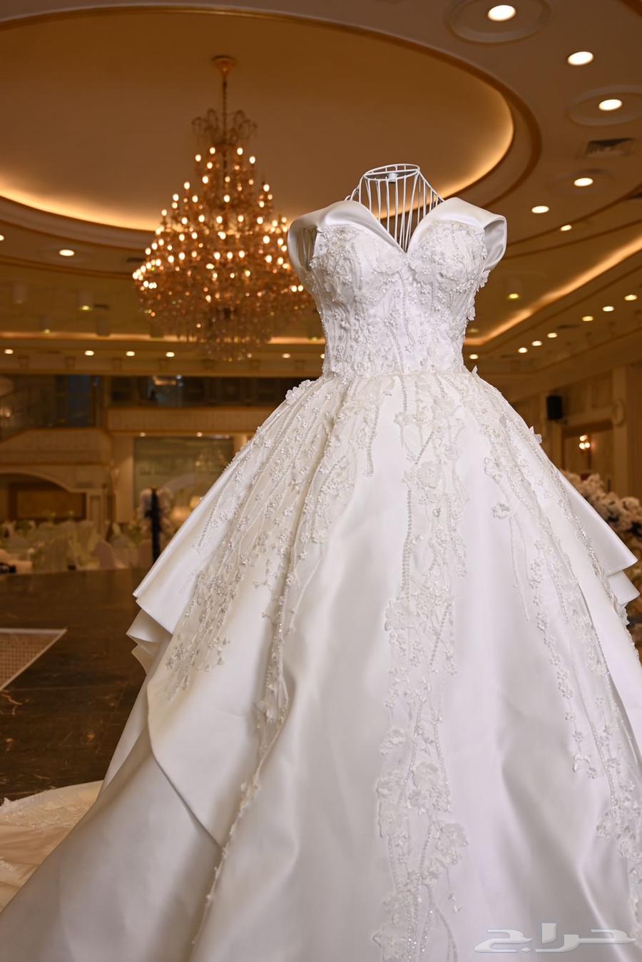 جديد لبسه واحده63386990022402112