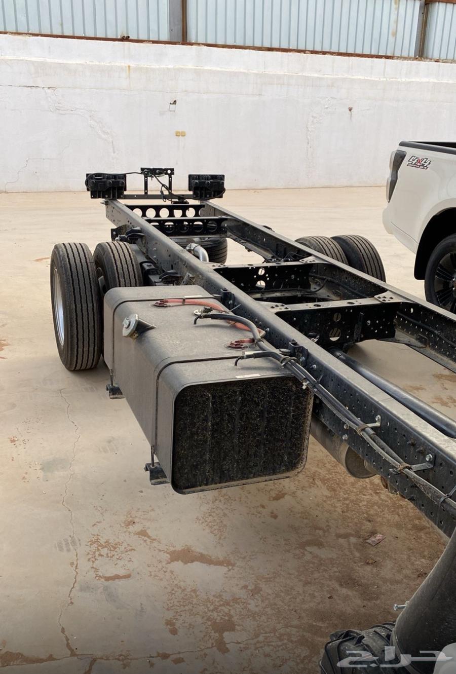 Isuzu Dina 5-ton chassis 4.95 diesel 202563392089405442114
