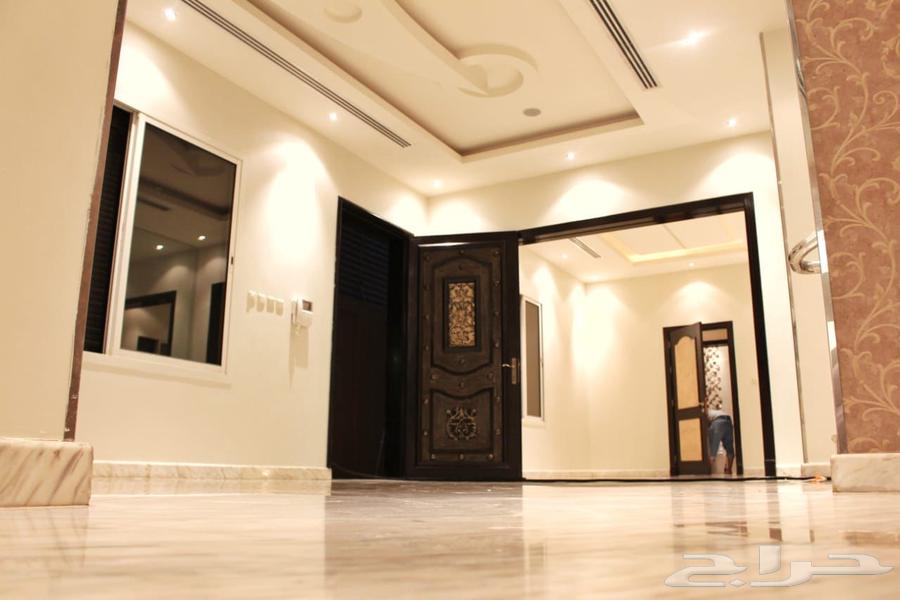 Luxury villa for rent in Al-Yasmeen neighborhood63381117136001111
