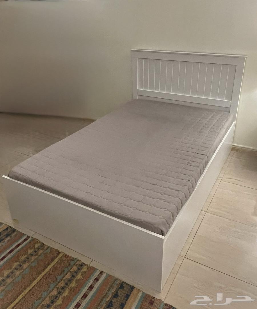 فرشة مع سرير 120 190 وفيه صندوق تخزين تحت لفرشة63440390694275111
