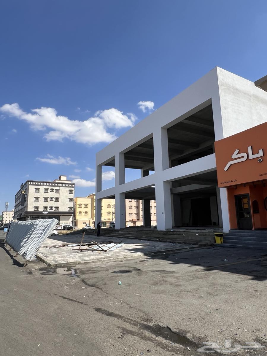 مبنى تجاري مميز الموسى طريق الرياض للايجار بالكامل63611848485507111