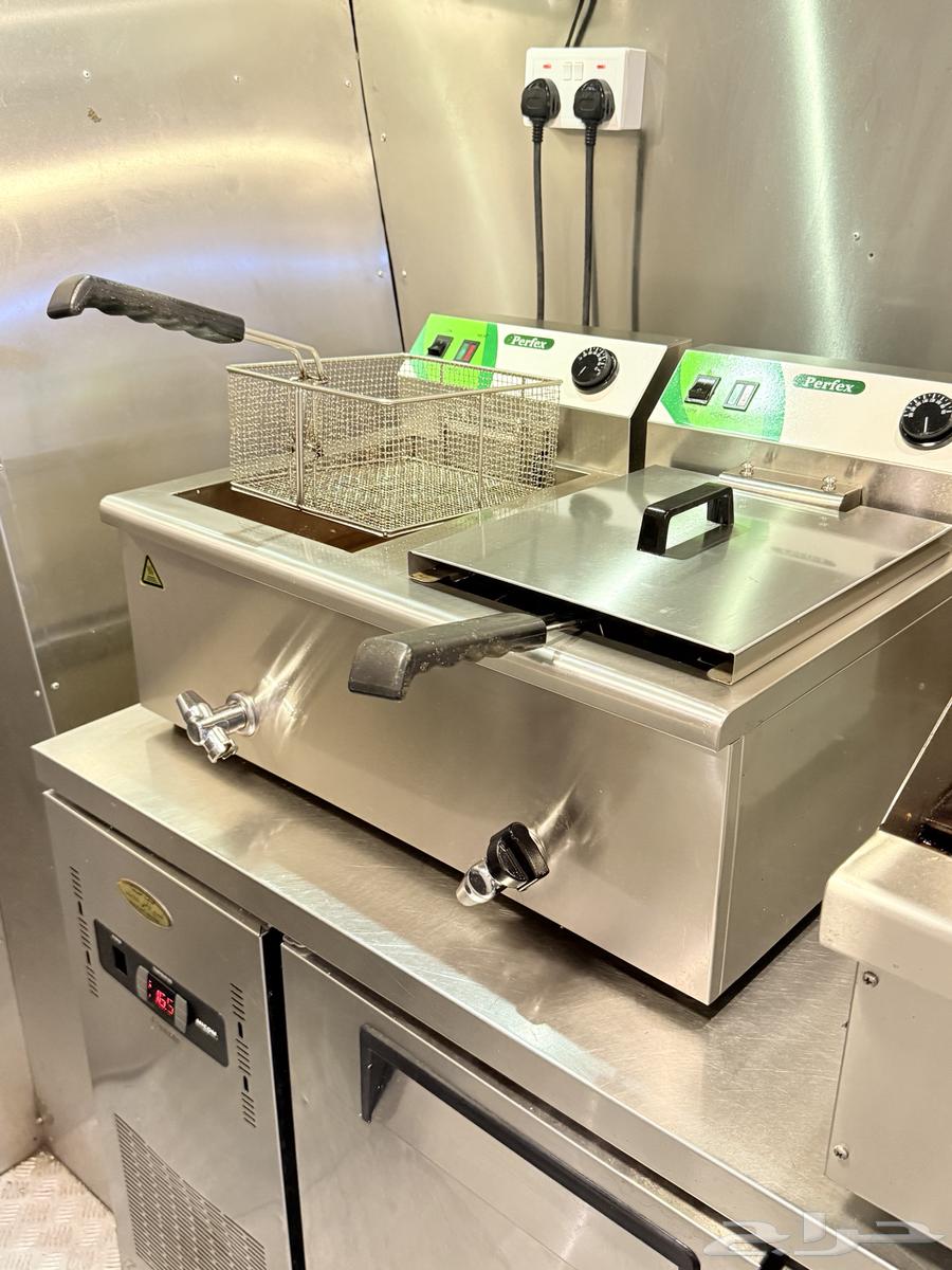 Grill and electric fryer63386485837315113