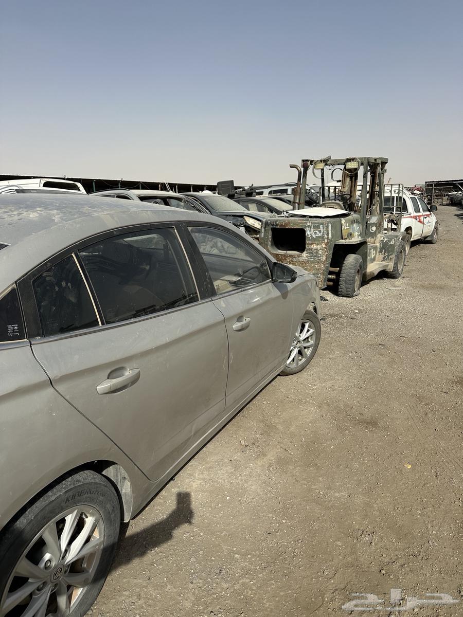 MG563391366687874112