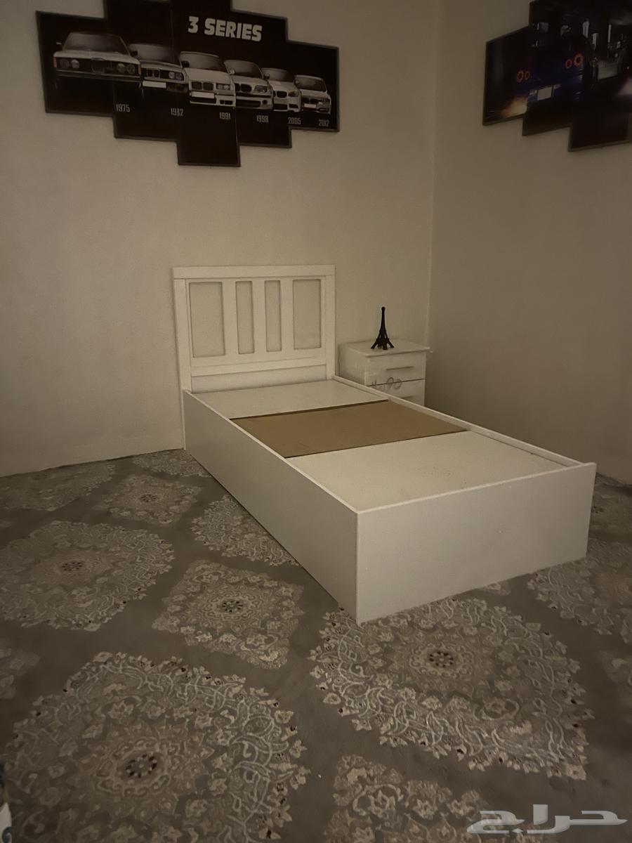 Hello, peace be upon you, look at the whole bed, it's all new63380980625410114