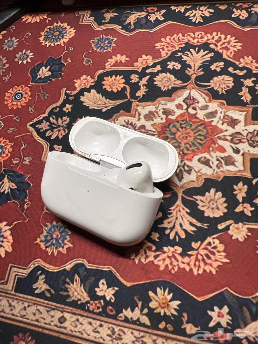 Original Apple EarPods with Single Right Earphone63388567763201110