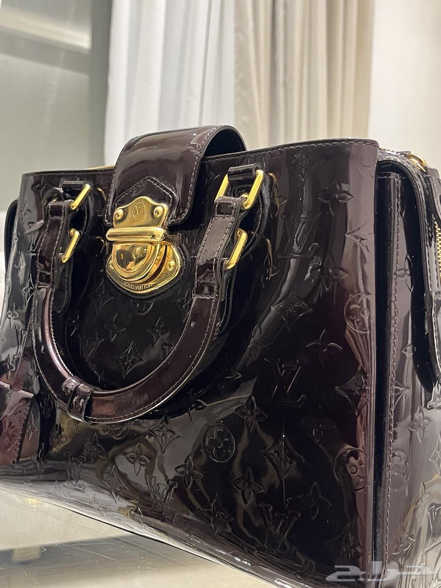 100% authentic LV brand leather handbag in maroon color63387170190466114
