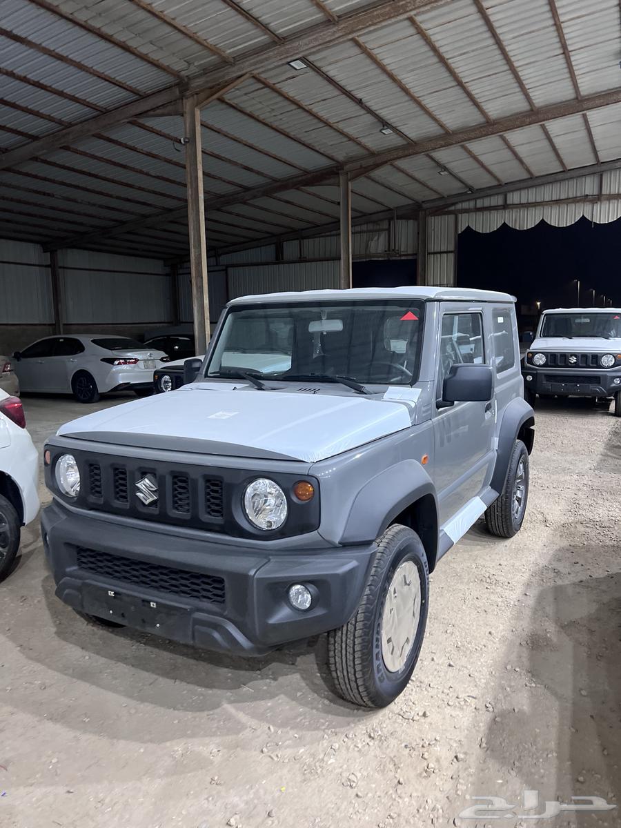 Suzuki Jimny 2026 in cement color for 79,900 including tax, regular transmission, exclusive offer.633893038540811111