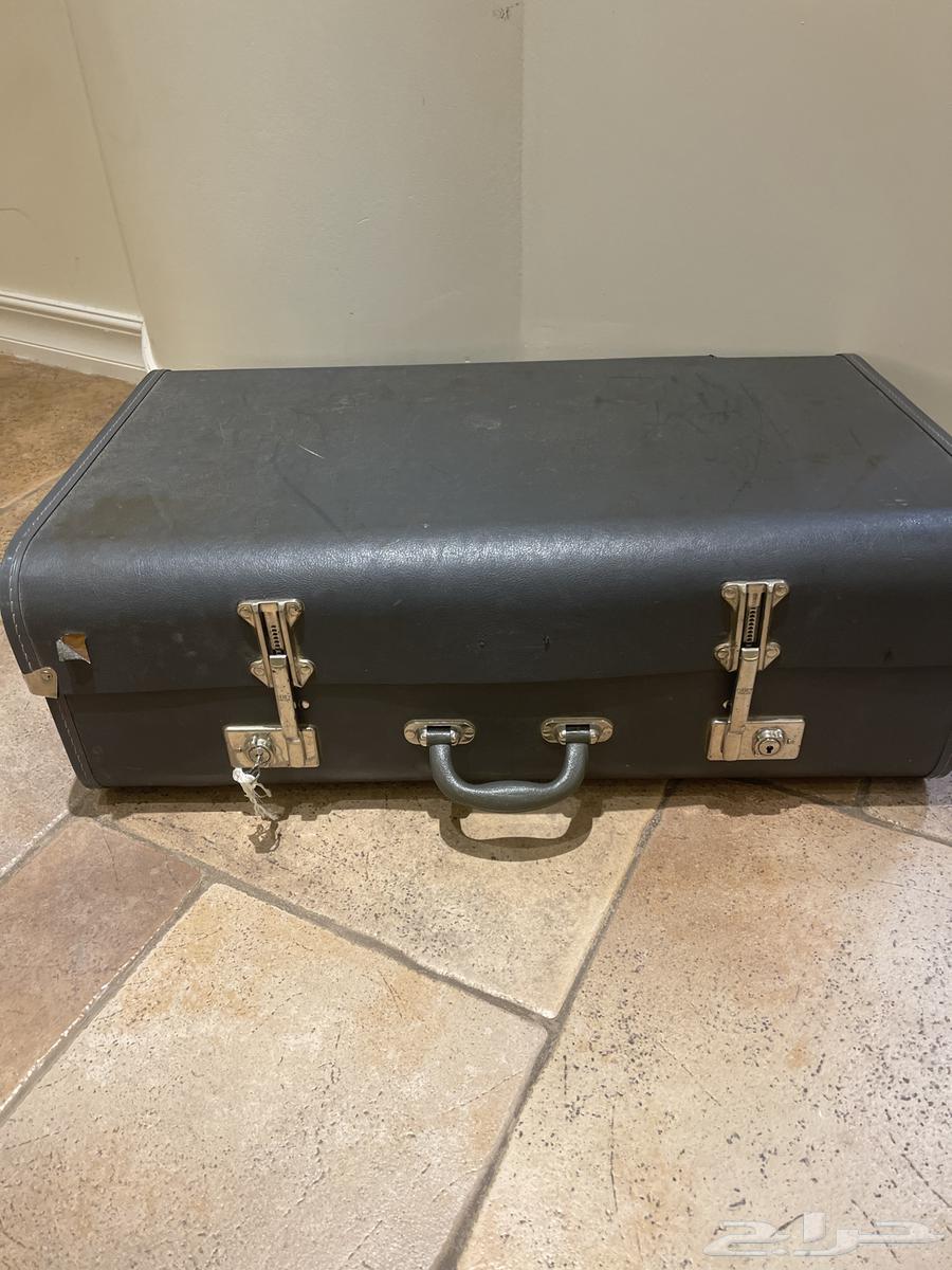 An old traditional bag63440131108098111