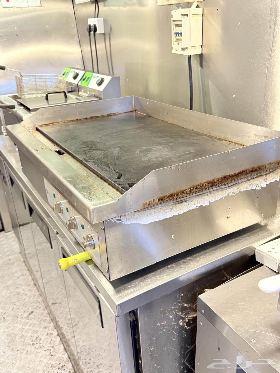 Grill and electric fryer63386485837315112