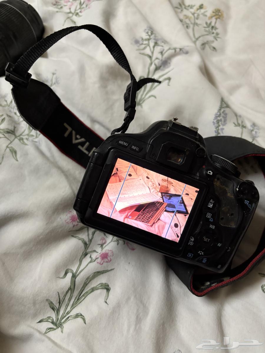 Canon 600 camera63441012321922116