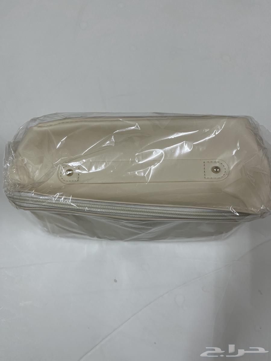شنطة مكياج جديدة63388677547778111
