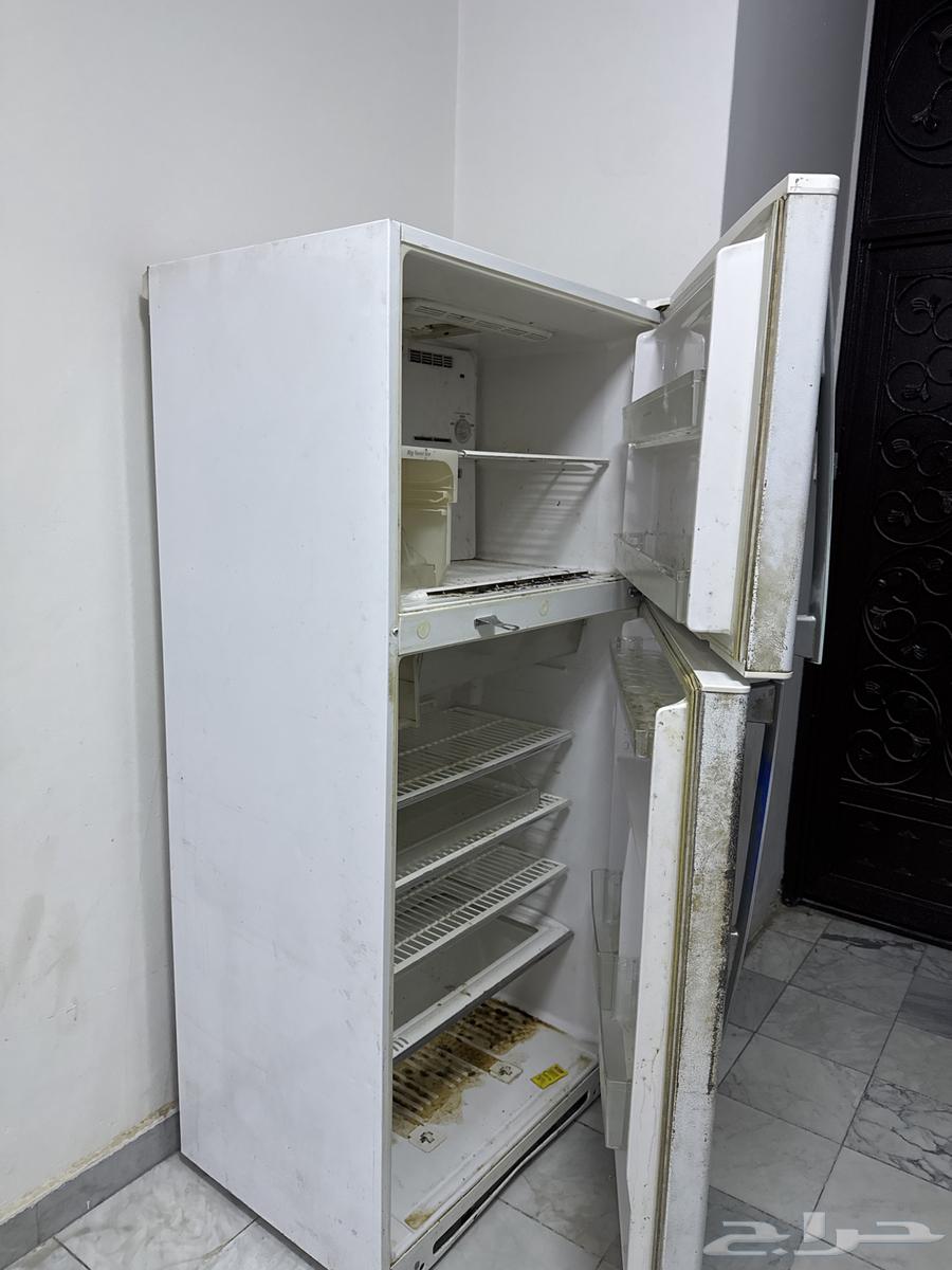 يوجد ثلاجه ومكيف63386672336769111