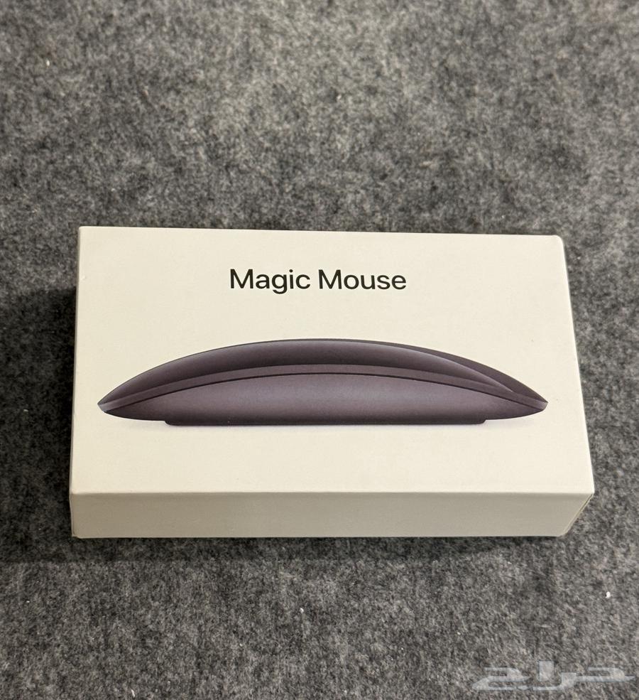 Magic Mouse, black and clean in the literal sense633878513795871118