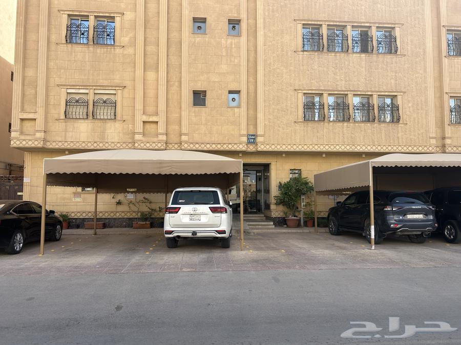 For sale, a floor in Al-Yarmouk neighborhood, 231 sqm, with separate entrances for men and women63380054223361111
