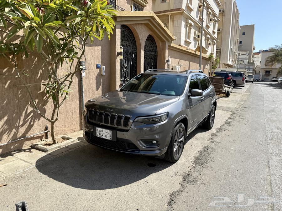جيب شيروكي 2019 ممشى 80 الف63391366892673113